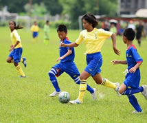 “国际球星范” 中韩足球交流领袖营