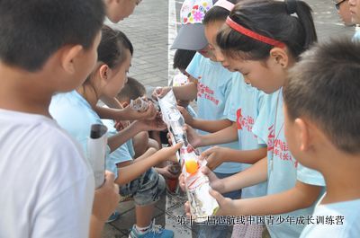 与老师一起游戏,大家齐心协力完成任务!-精彩回