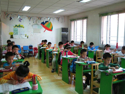 我们在新东方泡泡少儿冬令营的精彩游、学照片-学校动态 - 上海新东方泡泡少儿英语夏令营 - 开心夏令营