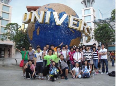 新东方国际游学营新加坡学校课堂交流-新东方