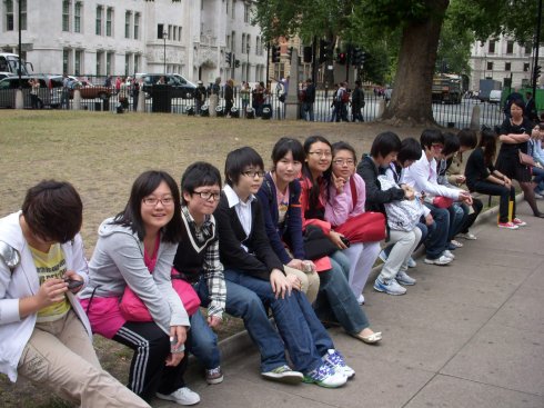 新东方英语夏令营英国线跟随导游老师游览-新