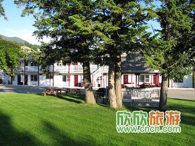 冬季泡汤 加拿大深山湖畔三大珍贵温泉