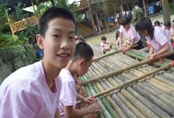 成都小学生夏令营助孩子度过重要时期