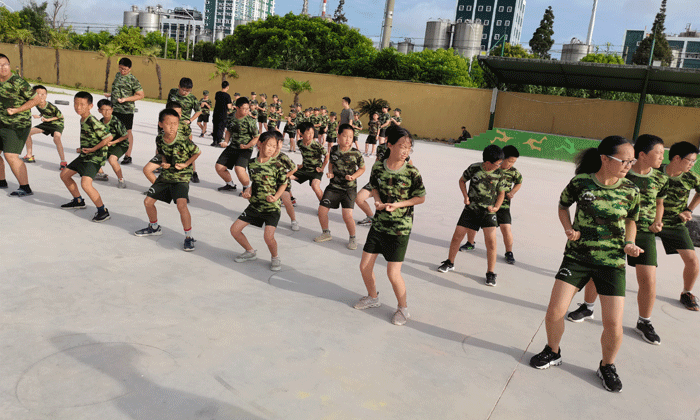 吃苦夏令营价格怎么样