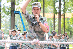 分析中国青少年行为习惯的研究及训练