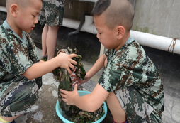 暑期青少年参加重庆军训夏令营的好处