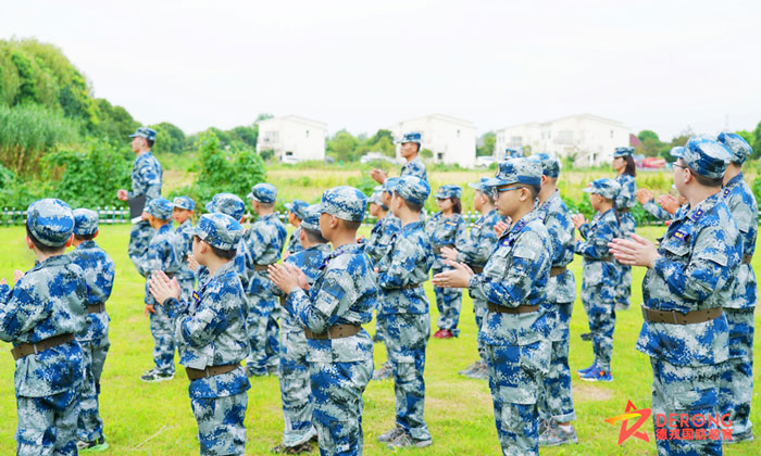 鼓掌加油
