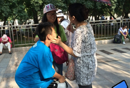参加儿童英语夏令营口语游北京