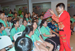 现场表演