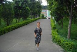 参加广西军校夏令营养成良好行为习惯