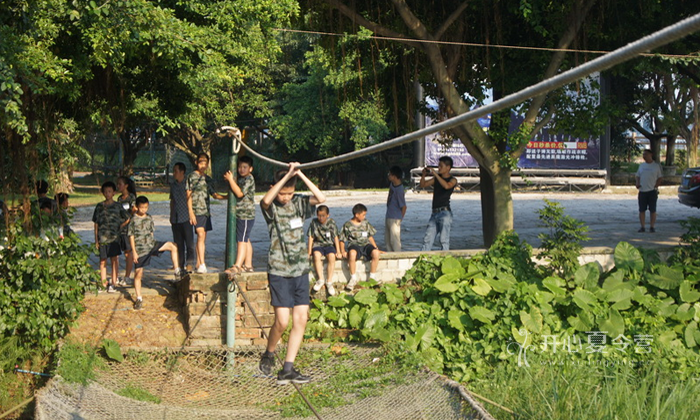 广州青少年吃苦夏令营