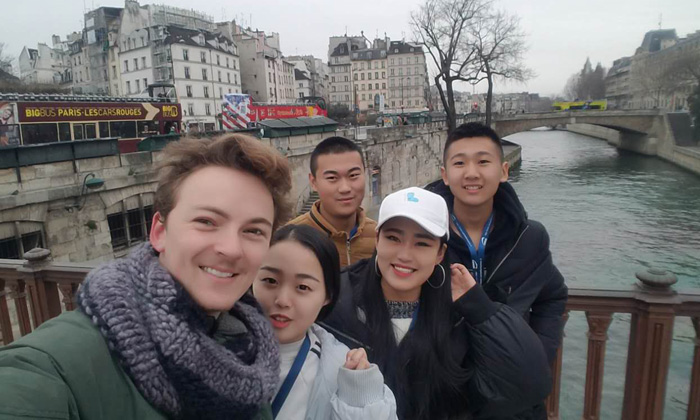 暑期参加海外游学的条件.jpg