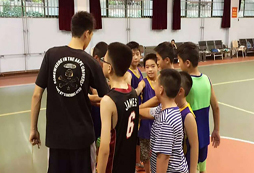 青少年参加篮球夏令营值吗？