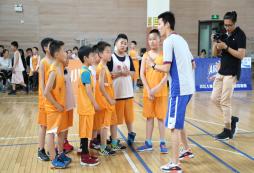假期参加上海篮球夏令营让孩子热爱上运动