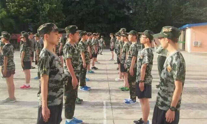 深圳夏令营活动是否可以让父母同行