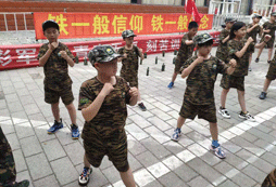 练拳，强身健体