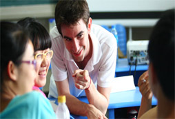 北京酷学酷玩夏令营与新东方培训班有什么区别？