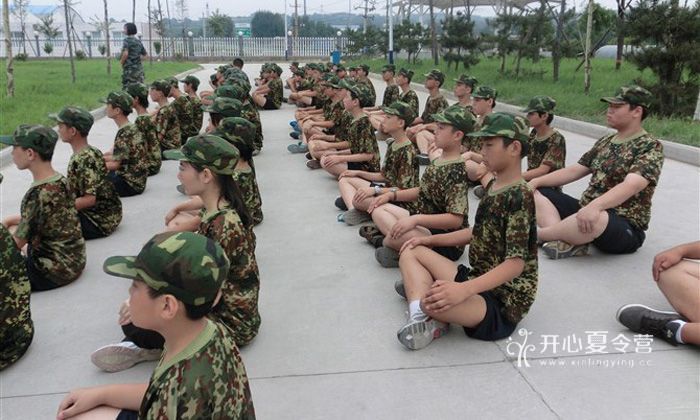 郑州军事夏令营.jpg