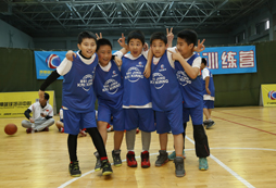 中小学生篮球夏令营是青少年成长路上最真挚的朋友