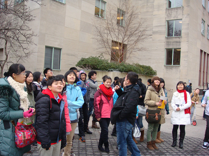 mit学生宿舍前_副本.jpg mit学生宿舍前_副本.jpg