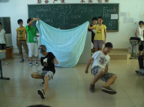 欢乐营中学部!第三天!有精彩的营长竞选! 欢乐营中学部!第三天!有精彩的营长竞选!