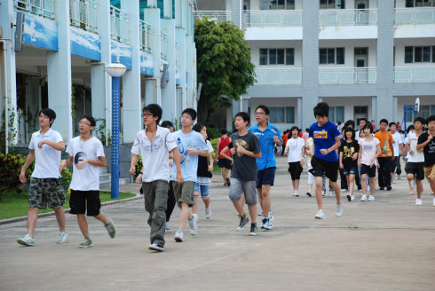 中学欢乐营之晨练篇