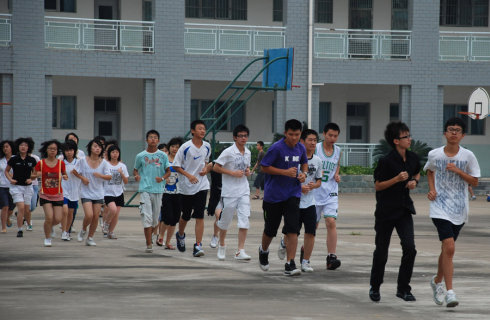 中学欢乐营之晨练篇