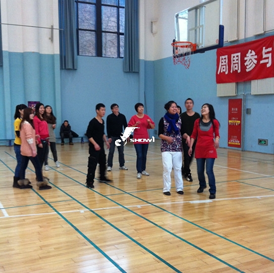 男女混合打篮球.jpg