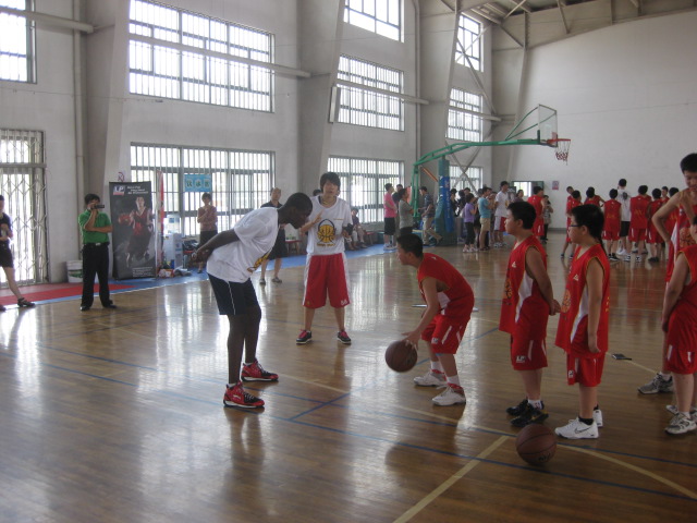 2010걱֮ѵӪ-˹ָѧԱͻѵ