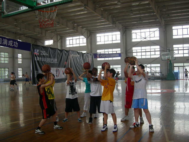 2010걱֮ѵӪ-͵ָѧԱͶѵ
