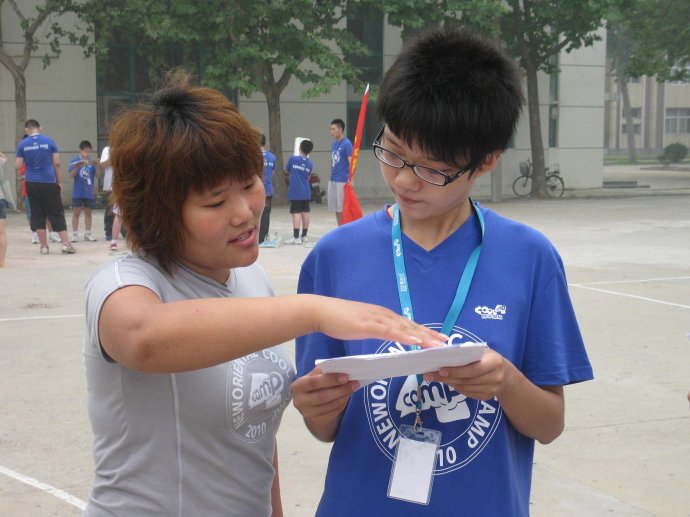 2010�¶������𺳡���ֵ�ü���ĳ�����ƷӪ