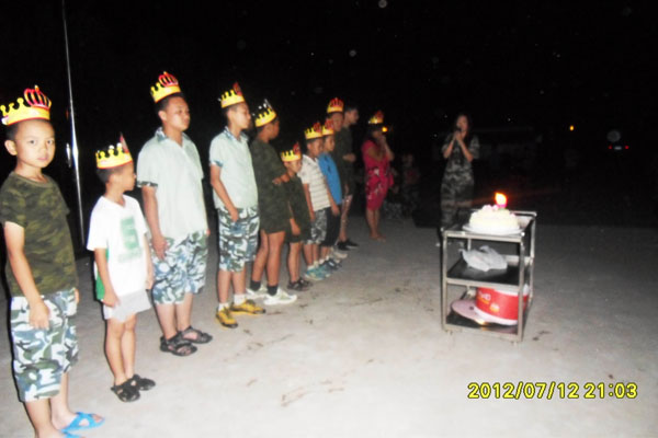 ��������